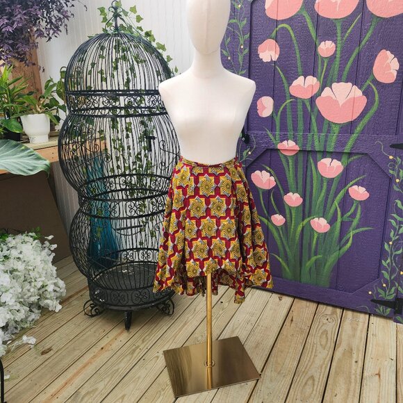 Tia Skirt / Vintage Handmade Yellow & Black Geometric Print Hi-Lo Red Skirt - Picture 1 of 12